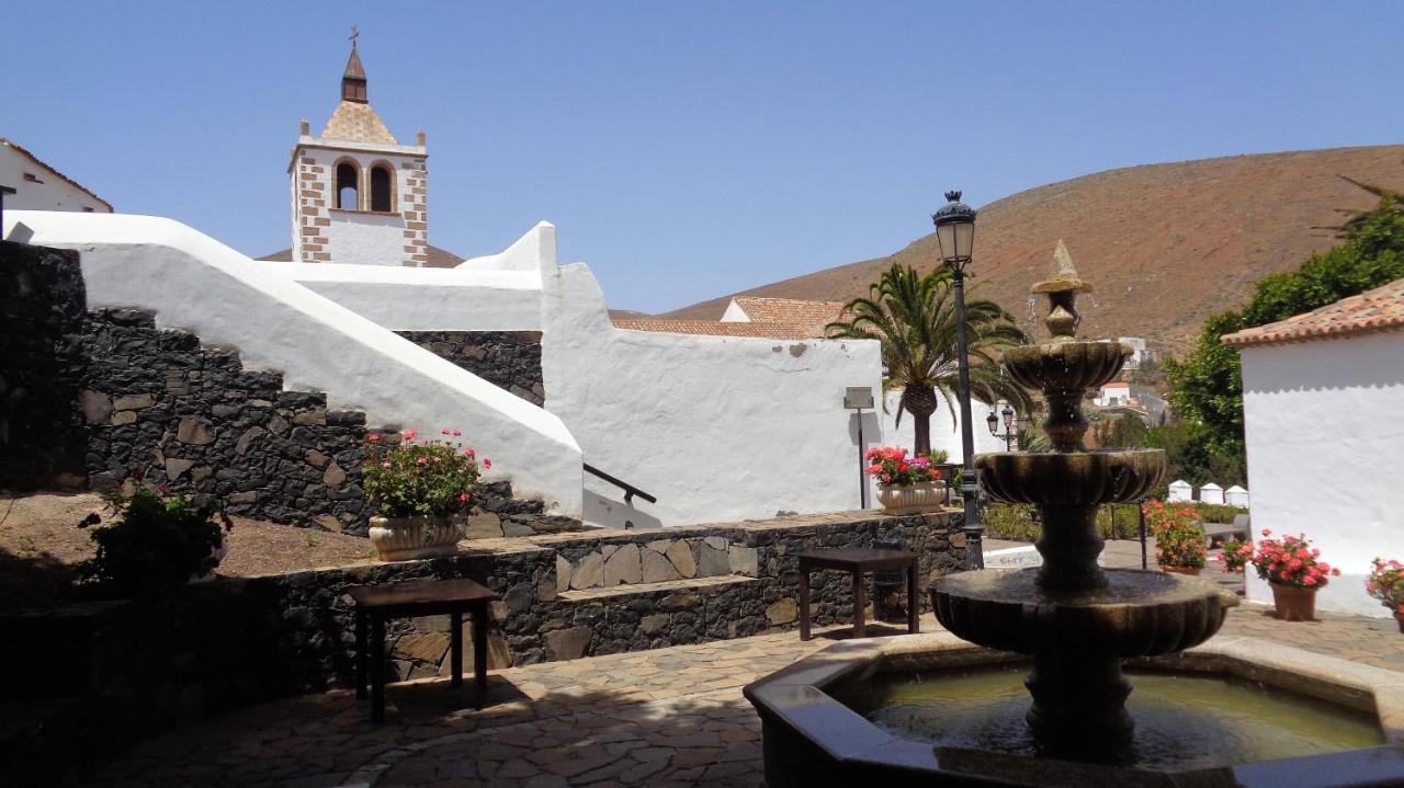 Bungalow Tetir In Caleta De Fuste Exterior photo